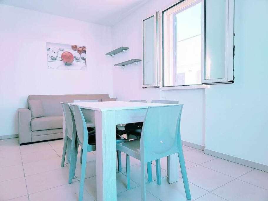App Girasole 1A 300 Metri Dal Mare In Salento Apartman Torre San Giovanni Ugento Kültér fotó