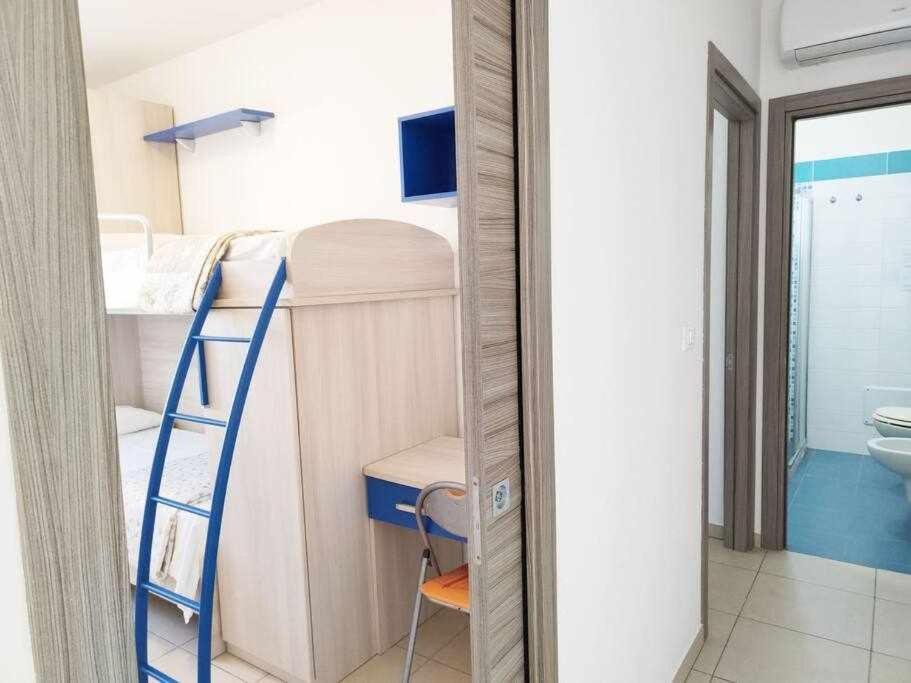 App Girasole 1A 300 Metri Dal Mare In Salento Apartman Torre San Giovanni Ugento Kültér fotó